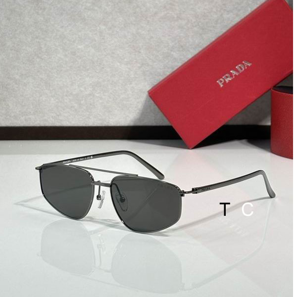 Prada C51S 58 15-145 c02