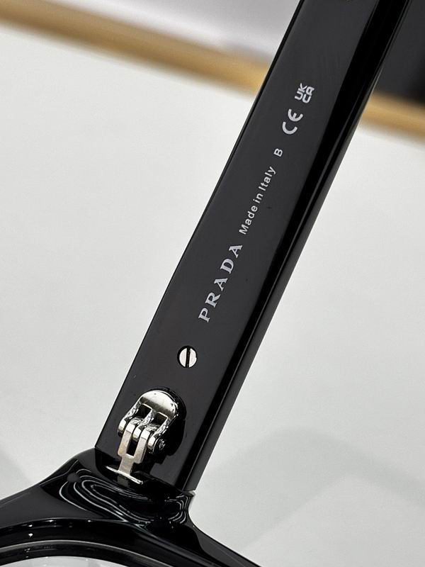 Prada Glasses smr (1280)