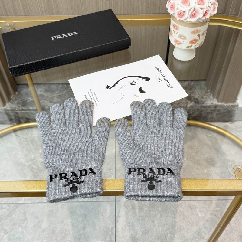 Prada Gloves 22 (27)