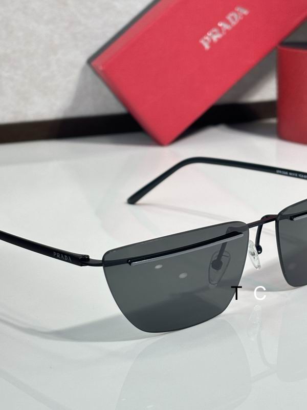 Prada SPR 64 13 145 c07