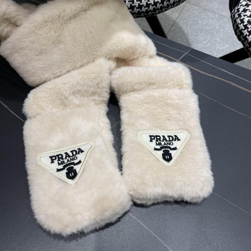 Prada Scarf Hat (333)