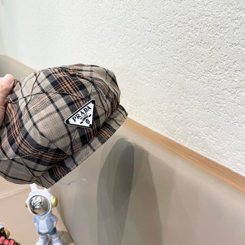 Prada beret (17)