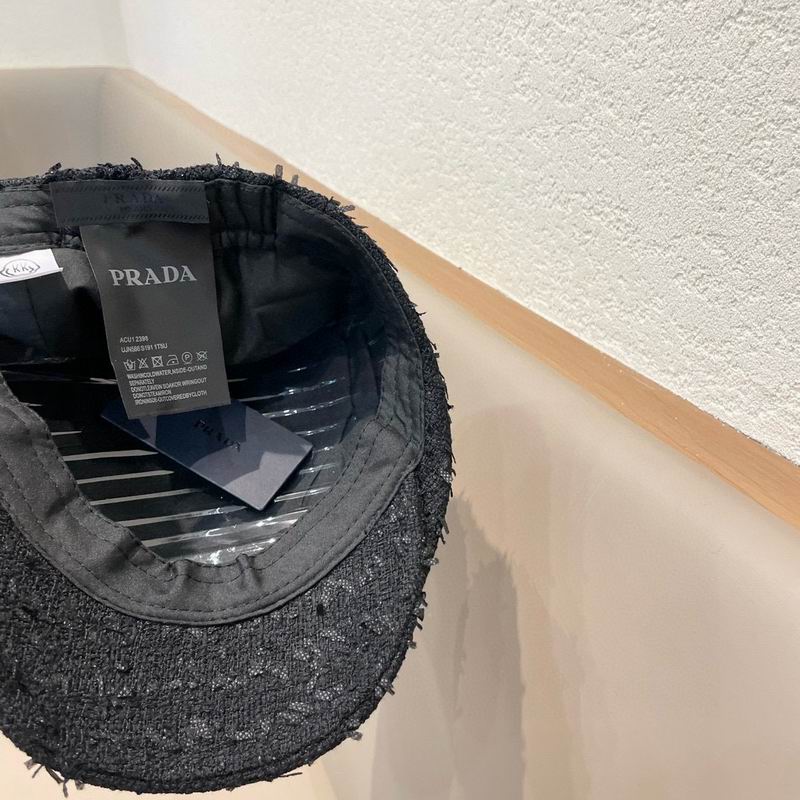 Prada beret (3)