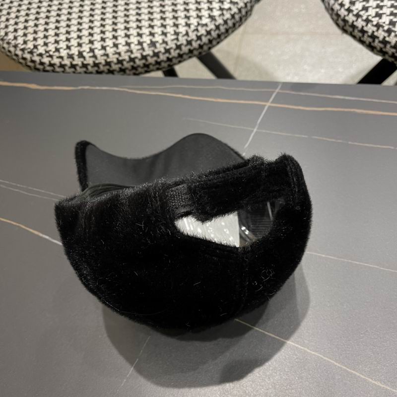 Prada cap (760)