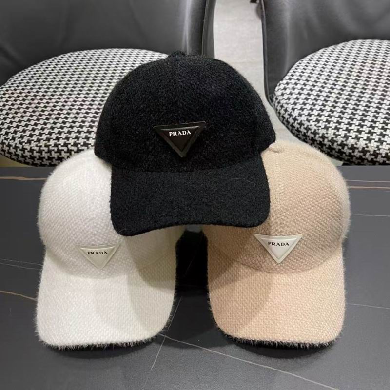 Prada cap (781)