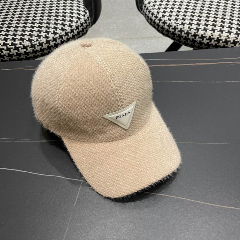 Prada cap (789)