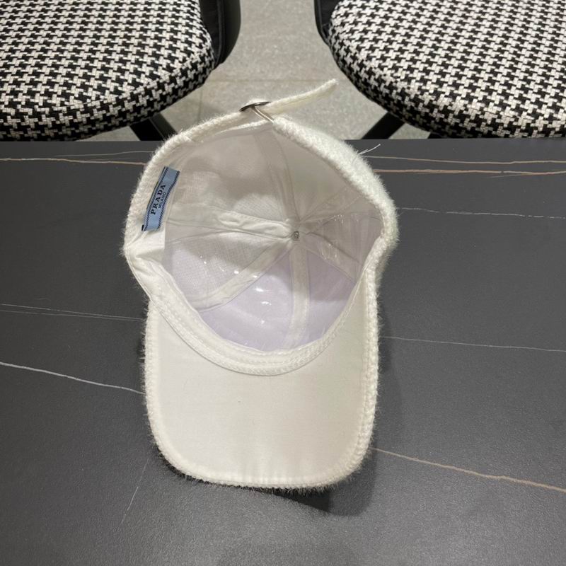 Prada cap (805)
