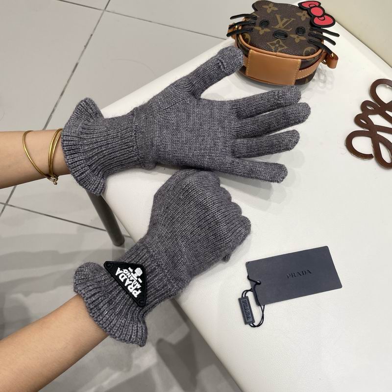 Prada gloves 32 (11)