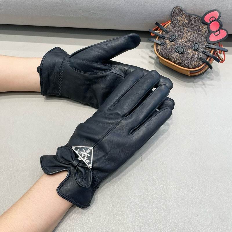 Prada gloves M L 22 (1)