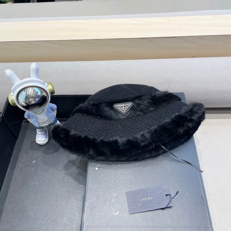 Prada hat (344)