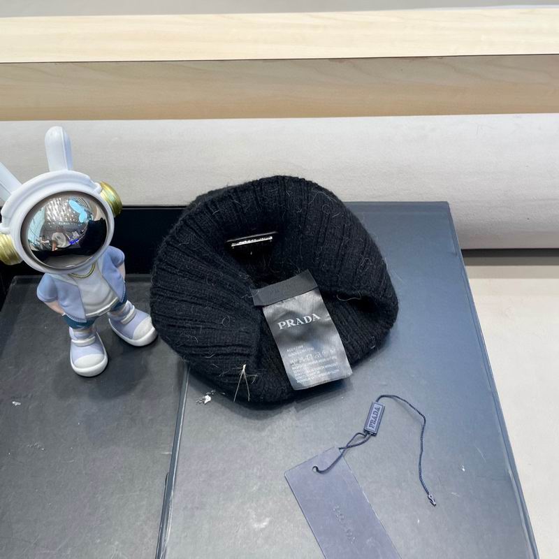 Prada hat (447)