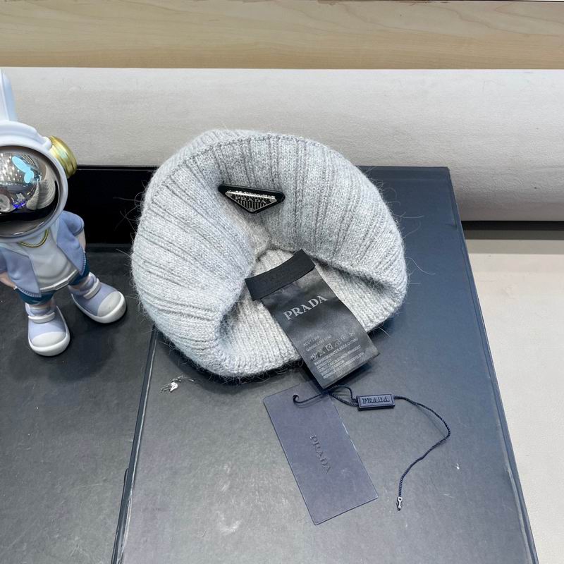 Prada hat (457)