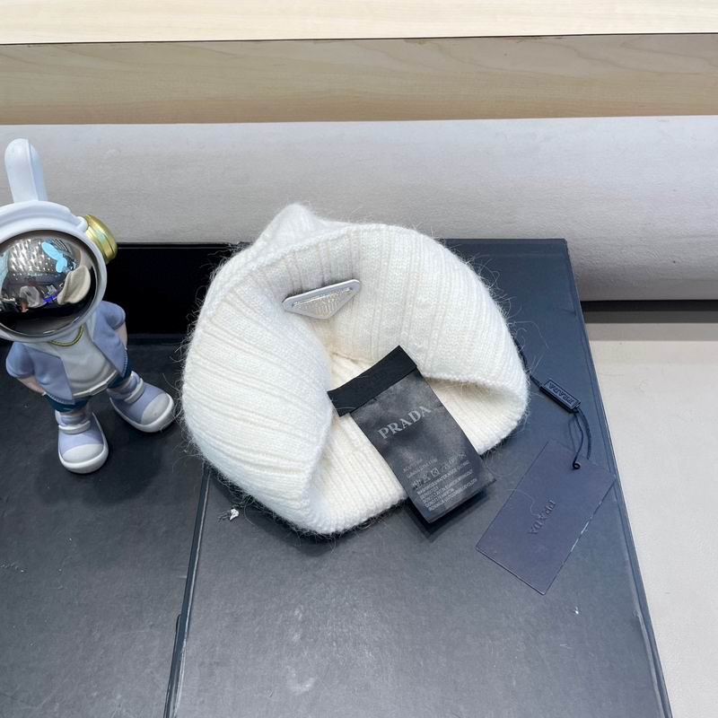 Prada hat (466)