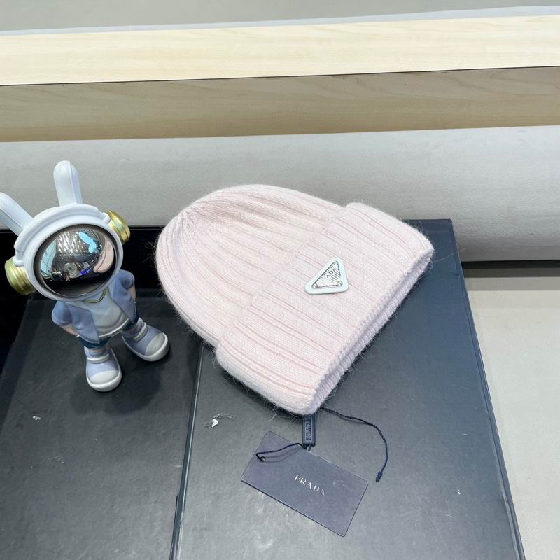 Prada hat (480)