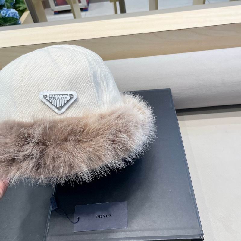Prada hat (496)