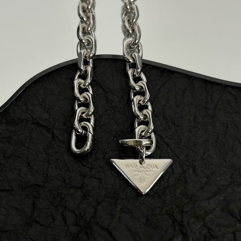 Prada necklace 09yxq05 (9)