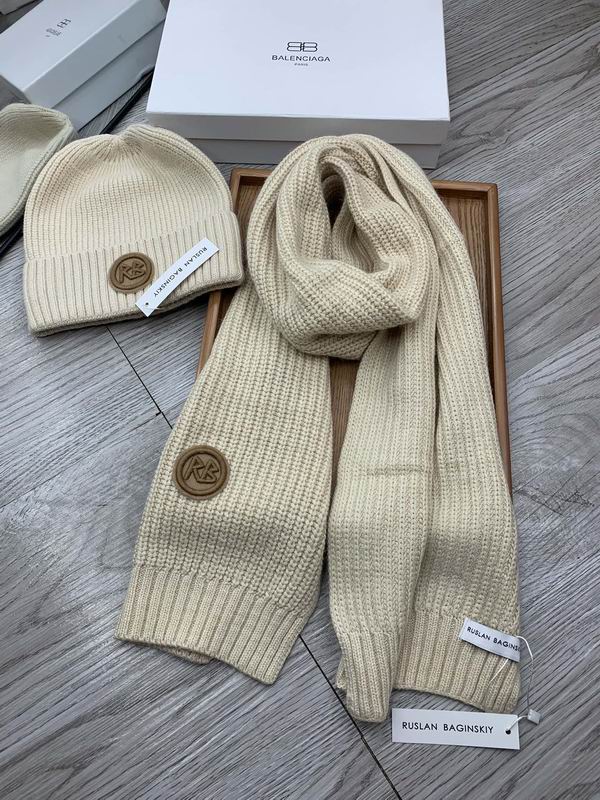 RB Scarf Hat E (2016)