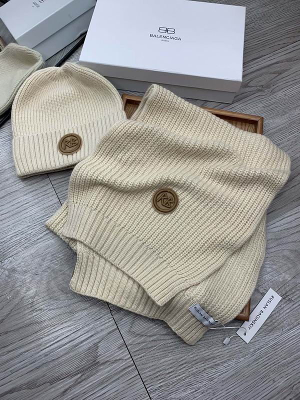 RB Scarf Hat E (2019)