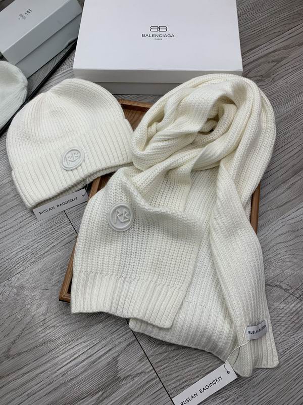 RB Scarf Hat E (2035)