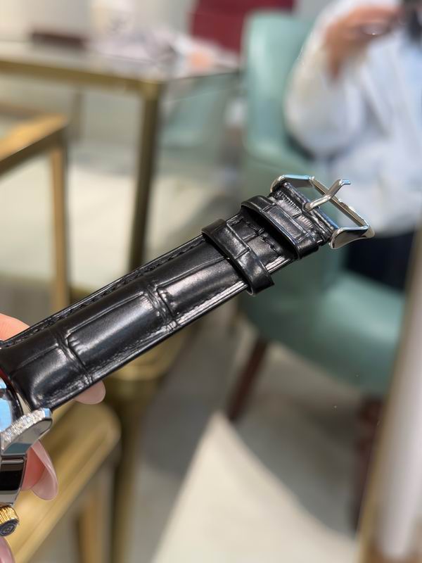 Roger Dubuis 35mm 17 (4)