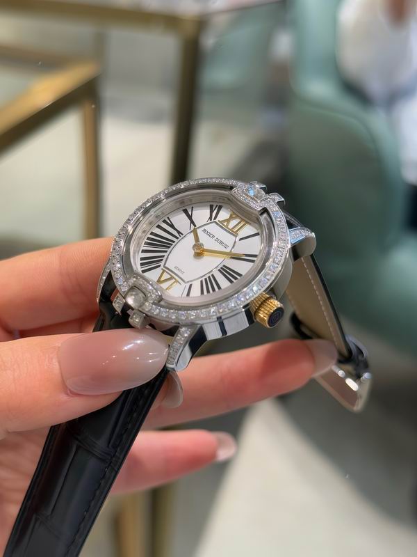 Roger Dubuis 35mm 17 (7)