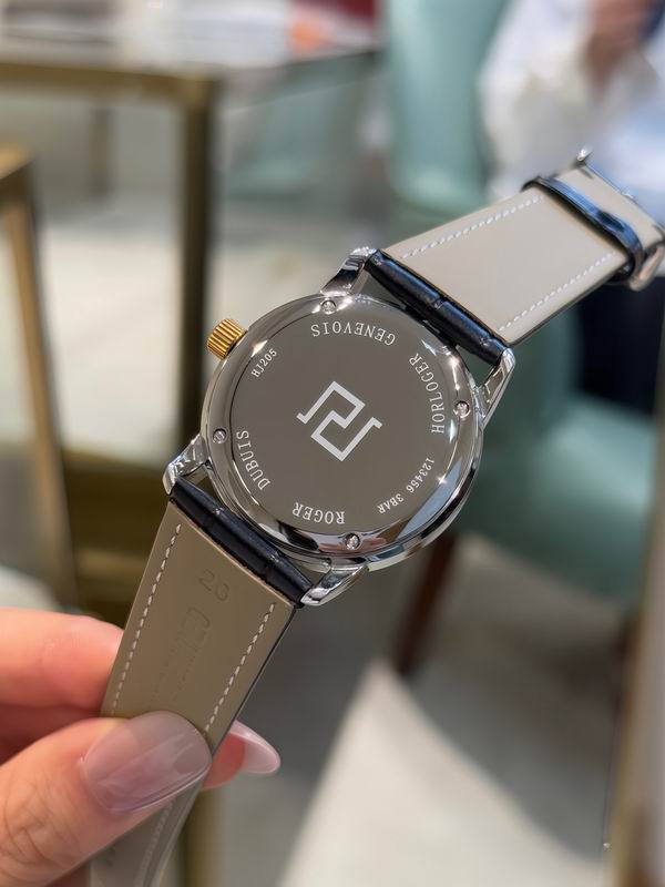 Roger Dubuis 35mm 17 (8)