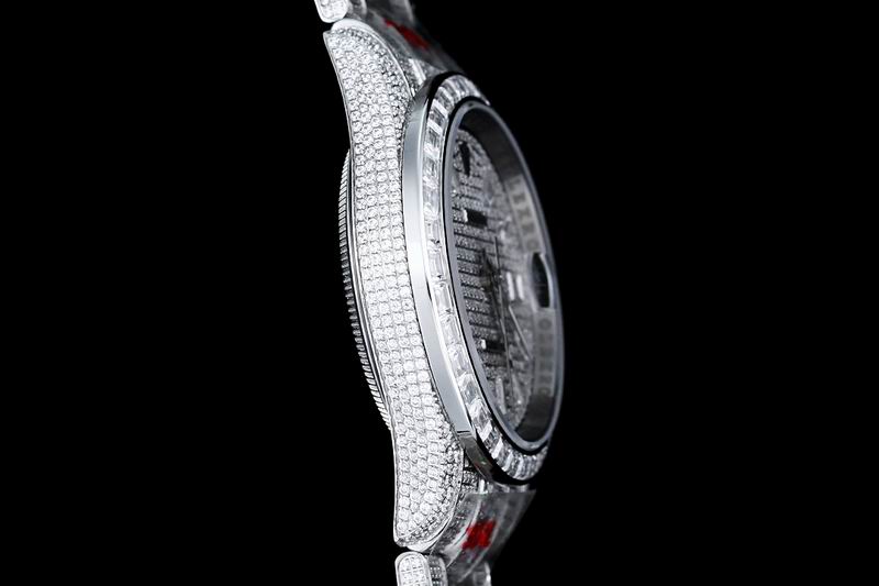 Rolex 42mm 32-Date Just (3)