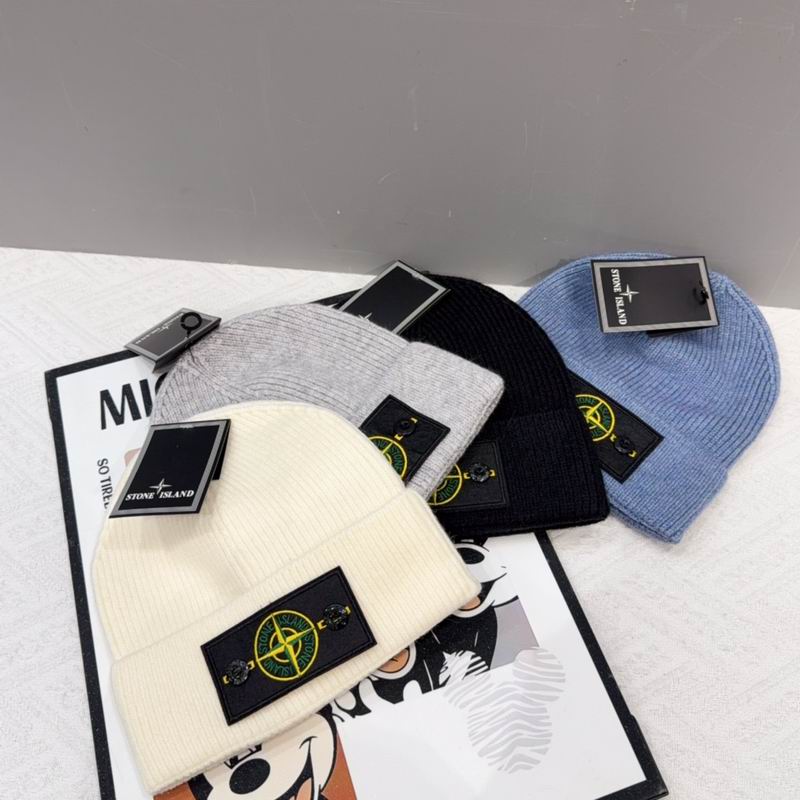 Stone Island hat (130)