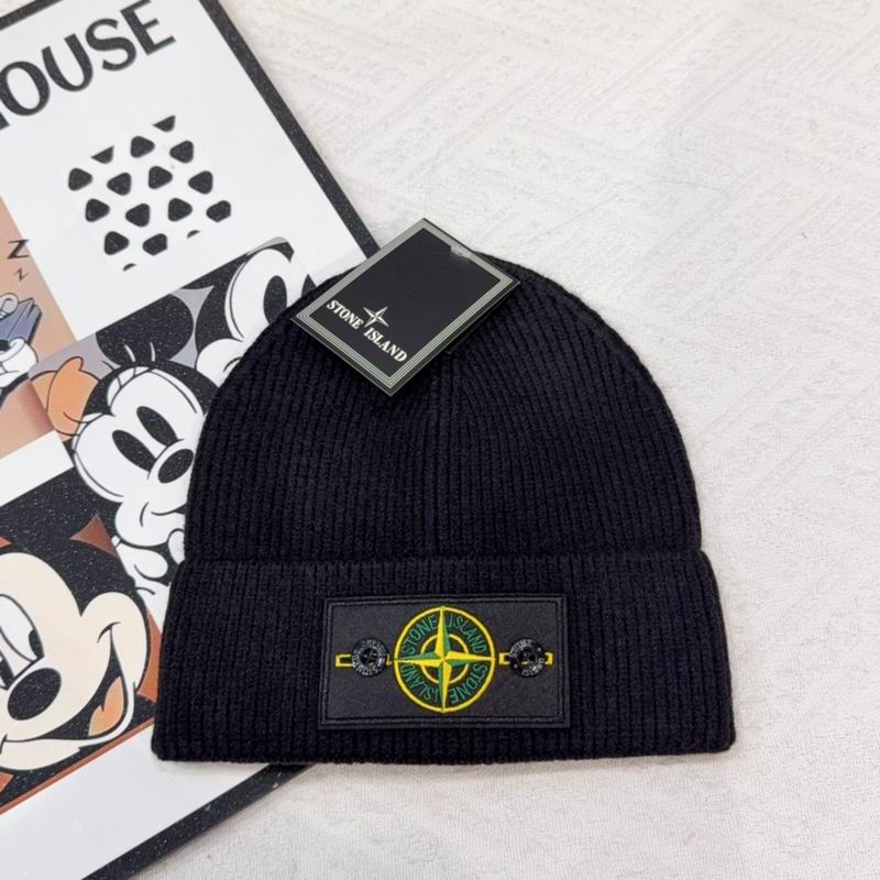 Stone Island hat (133)
