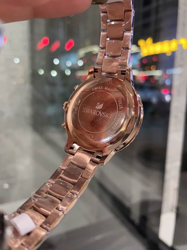 Swarovski 39mm 11 (10)