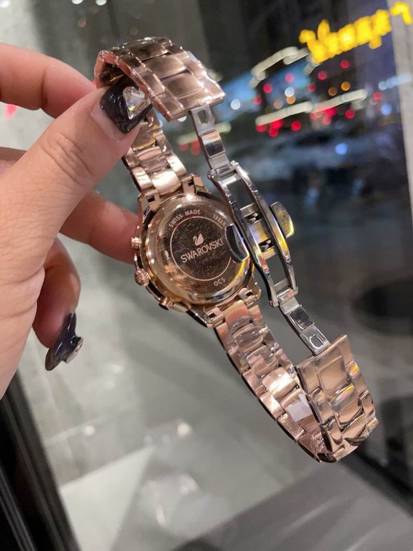 Swarovski 39mm 11 (13)