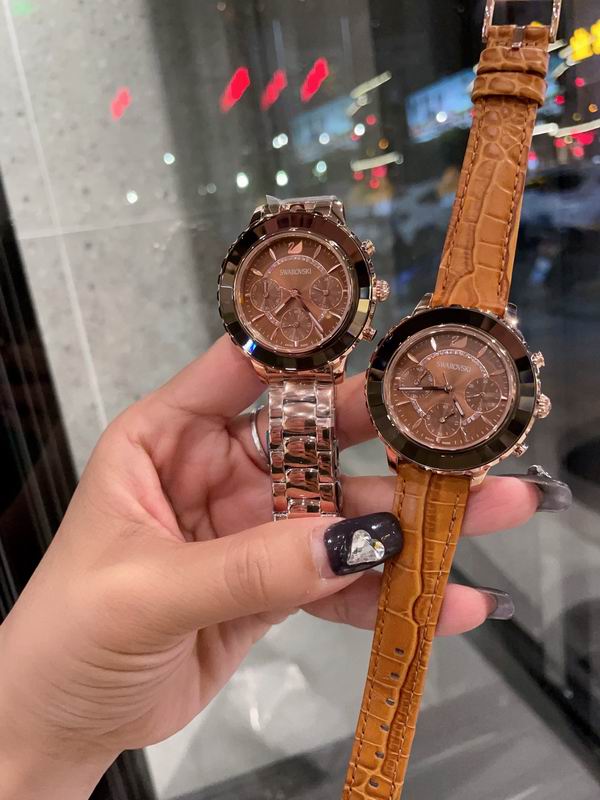 Swarovski 39mm 11 (18)