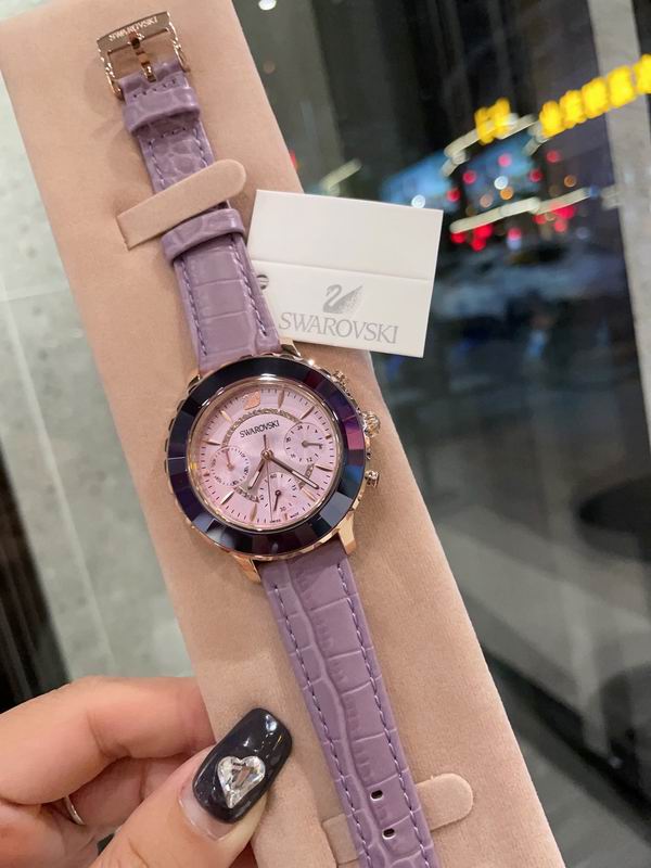 Swarovski 39mm 11 (26)