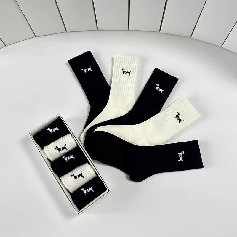 Thom Browne socks QY (1)