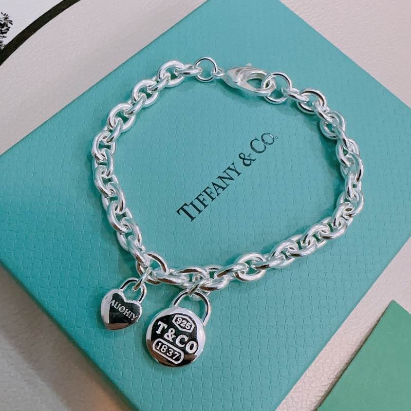 Tiffany bracelet 09yxx109 (1)
