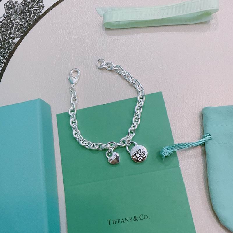 Tiffany bracelet 09yxx109 (5)