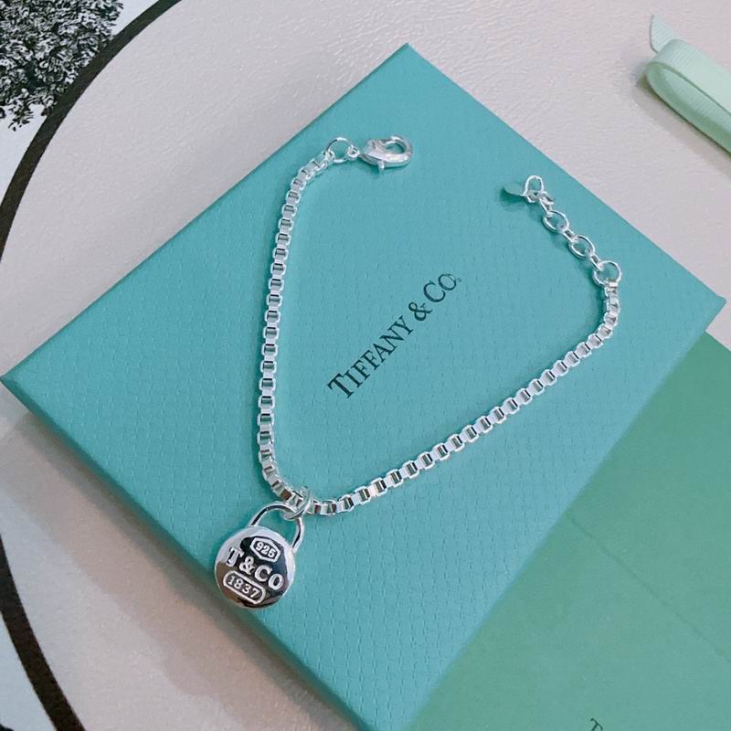 Tiffany bracelet 09yxx110 (1)
