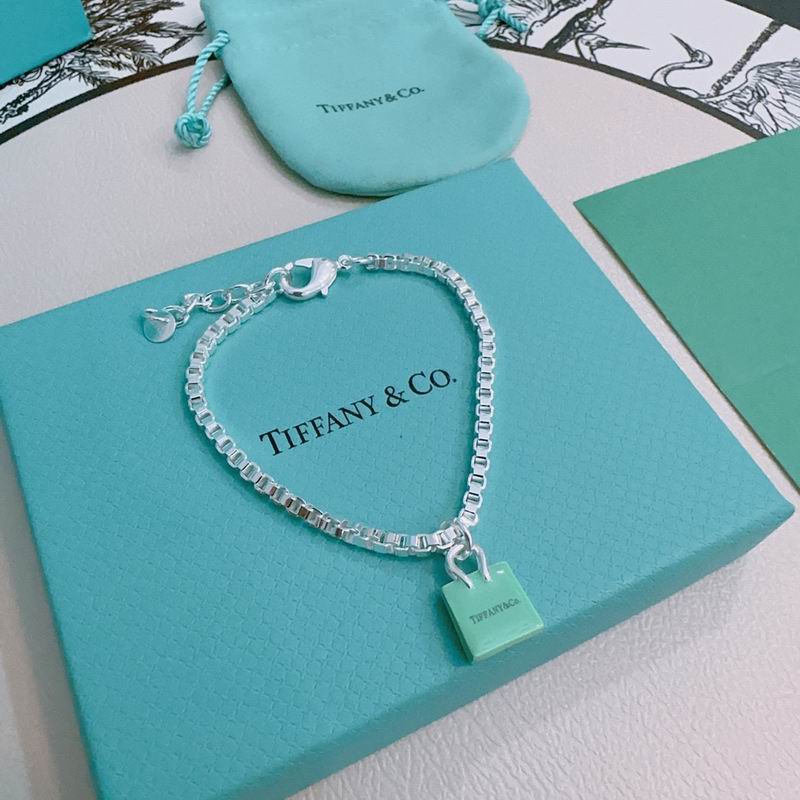 Tiffany bracelet 09yxx30 (1)