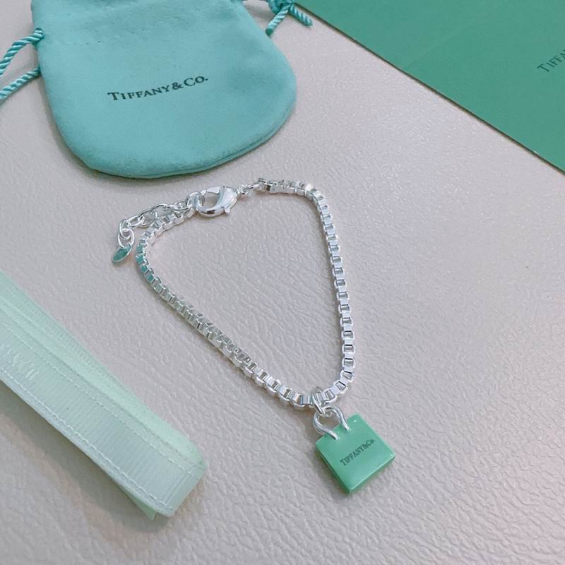 Tiffany bracelet 09yxx30 (5)