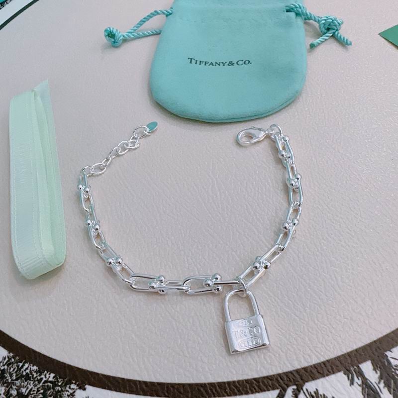 Tiffany bracelet 09yxx31 (5)