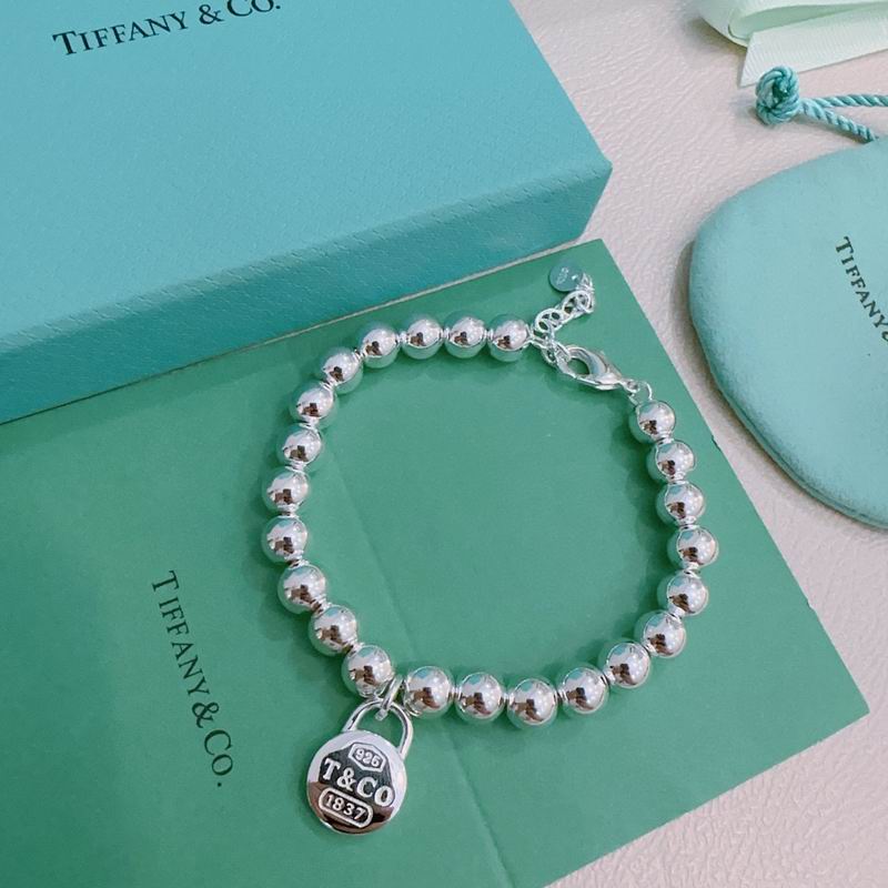 Tiffany bracelet 09yxx45 (1)