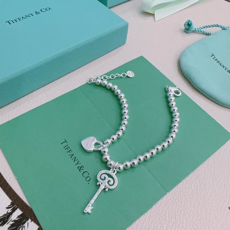 Tiffany bracelet 09yxx46 (2)