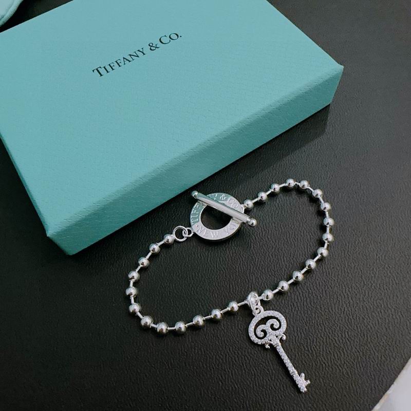 Tiffany bracelet 09yxx54 (1)