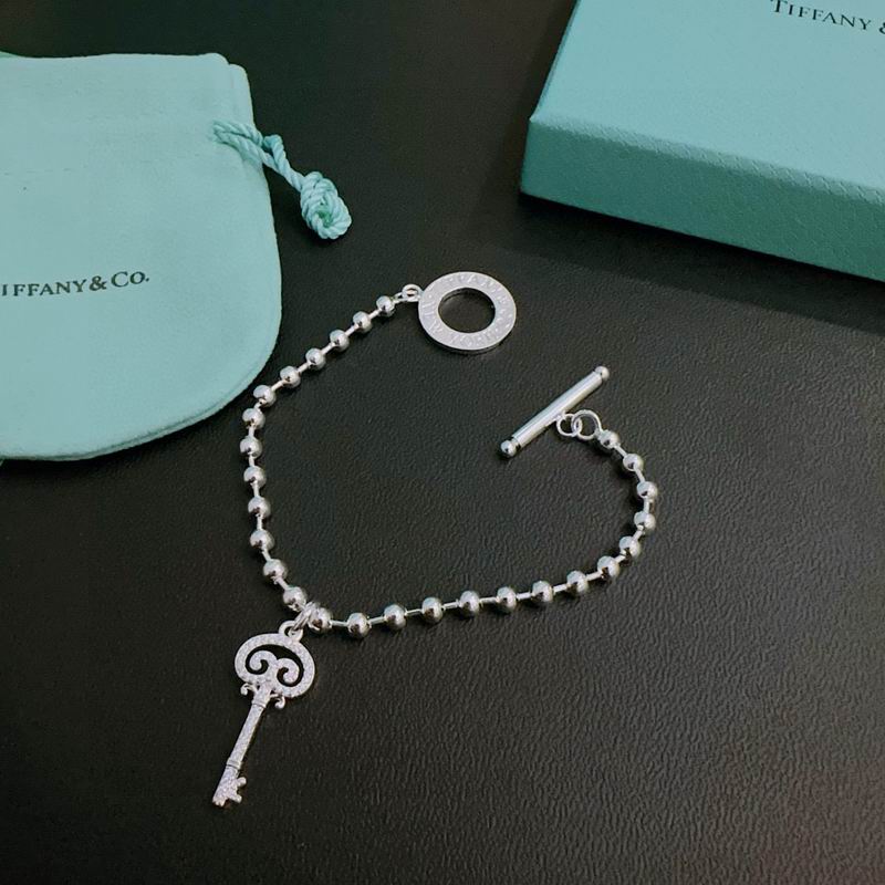 Tiffany bracelet 09yxx54 (4)