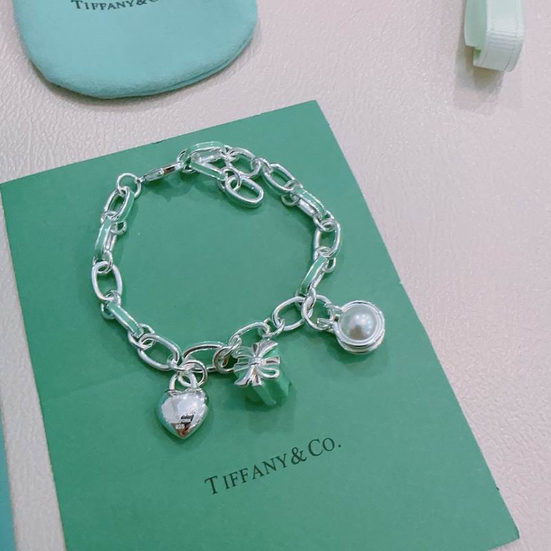 Tiffany bracelet 09yxx61 (4)
