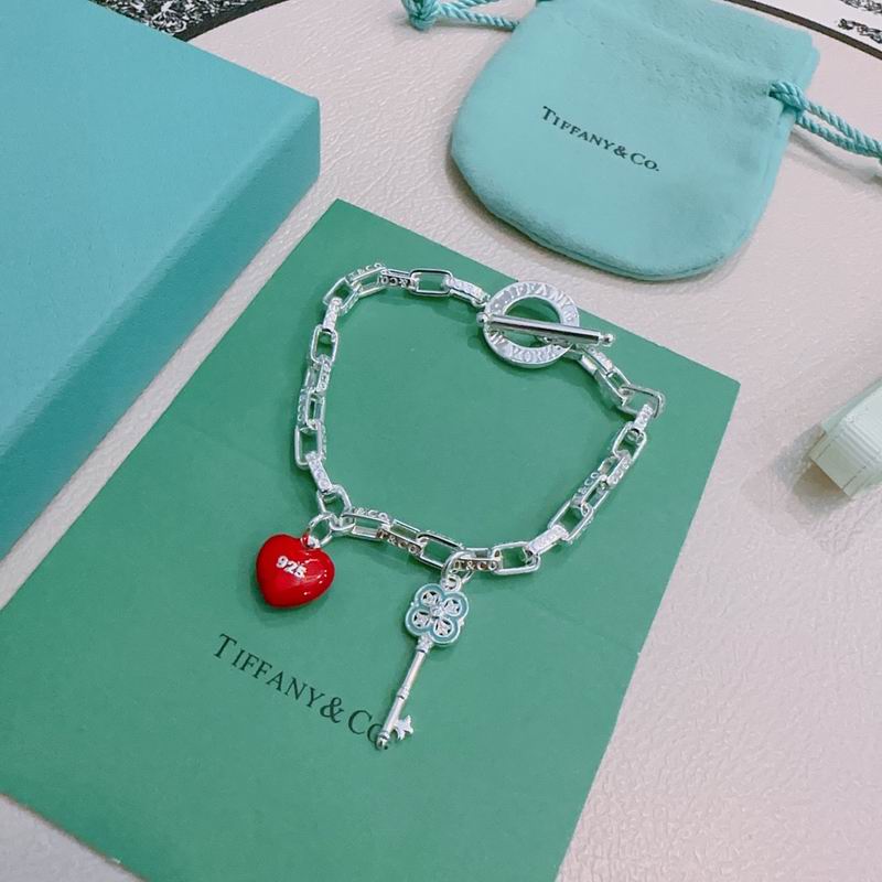 Tiffany bracelet 09yxx62 (1)