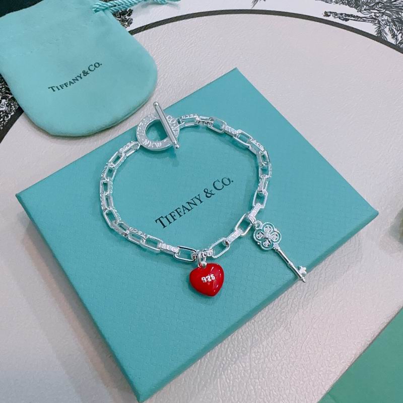 Tiffany bracelet 09yxx62 (2)