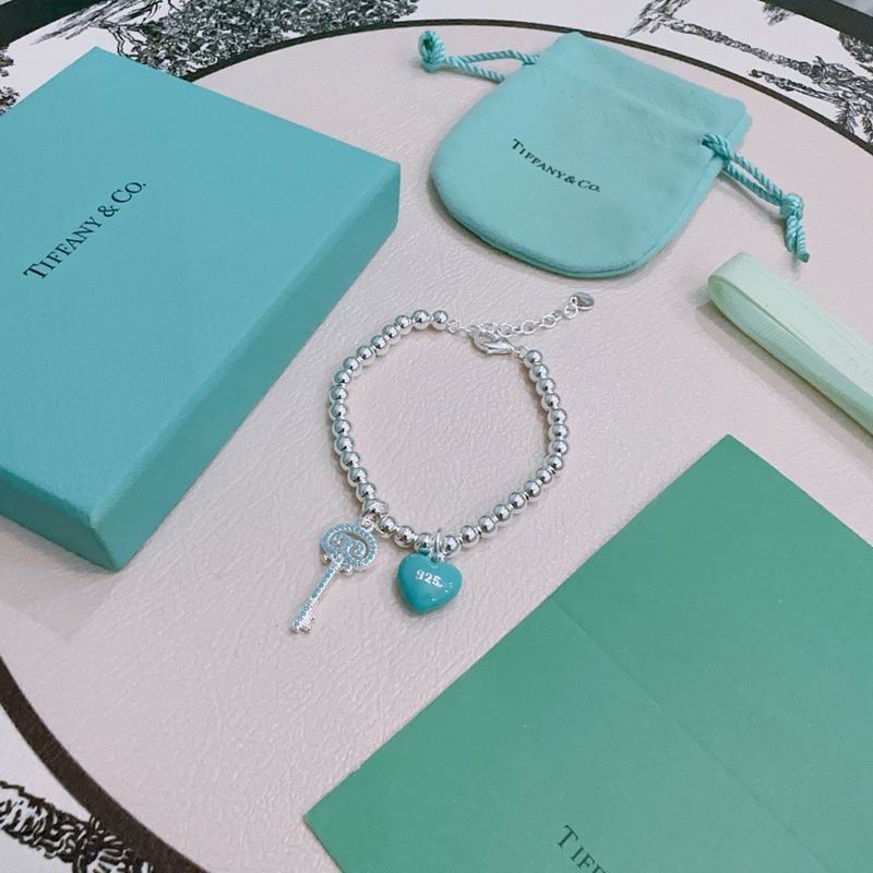 Tiffany bracelet 09yxx66 (4)