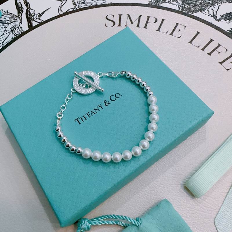 Tiffany bracelet 09yxx67 (5)