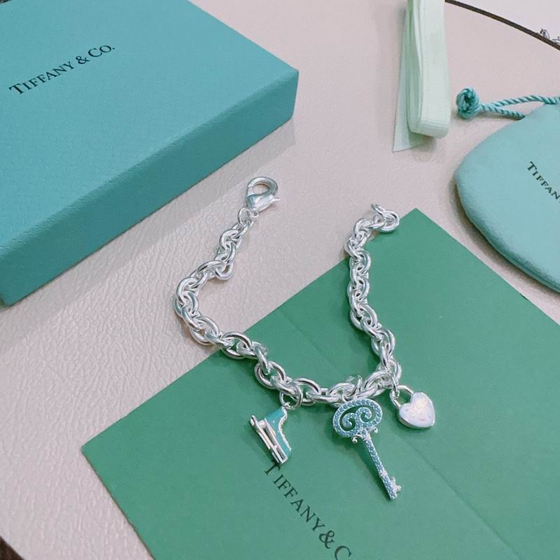 Tiffany bracelet 09yxx83 (5)